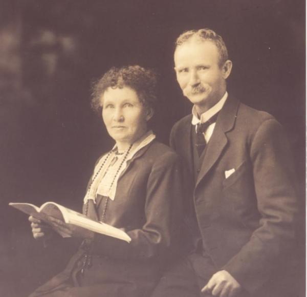 Julia and Philip Williams, ca.1926 | Source: personal collection