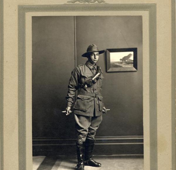 Source: https://www.flickr.com/photos/state-records-sa/6284324035